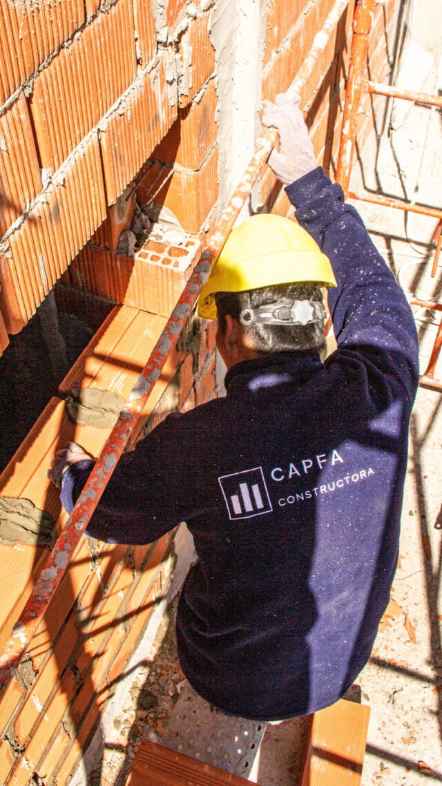 St. Mark’s Community Club -📍 Ubicado en San Fernando

💪🏼 Hoy te mostramos un avance de la obra en uno de nuestros proyectos más importantes. ¡Un trabajo en equipo impresionante que avanza con precisión! 💥.

🎥 PH: @soydiegossantos