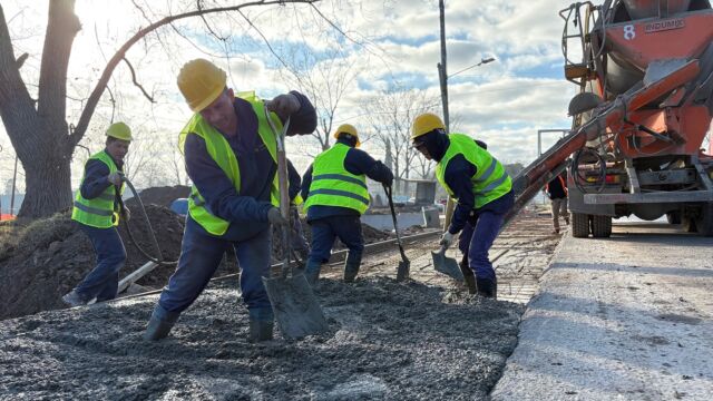 Bases de pavimento en nuestra obra en Pilar 🚧
Conocé más de nuestro trabajo en www.capfaconstructora.com
